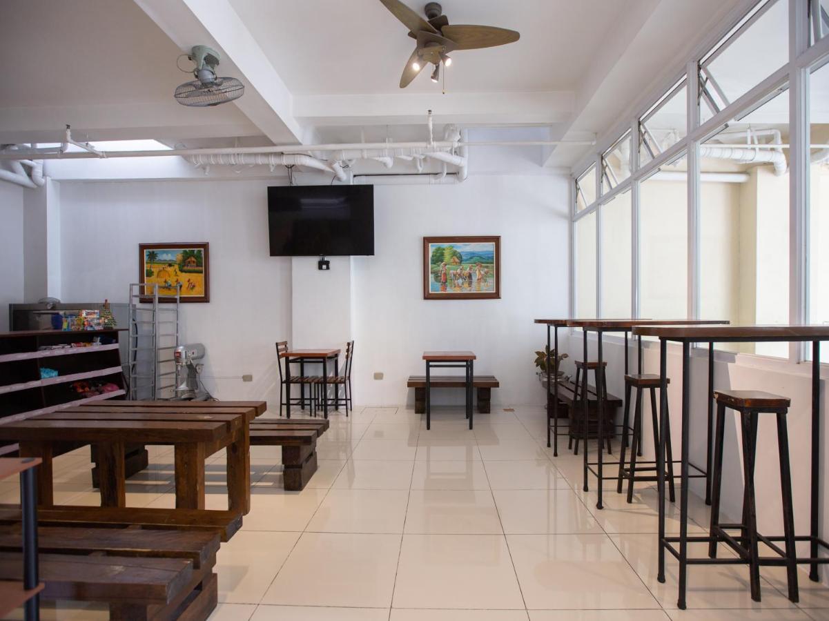 Sulit Budget Hotel Vmapa Manila Exterior photo