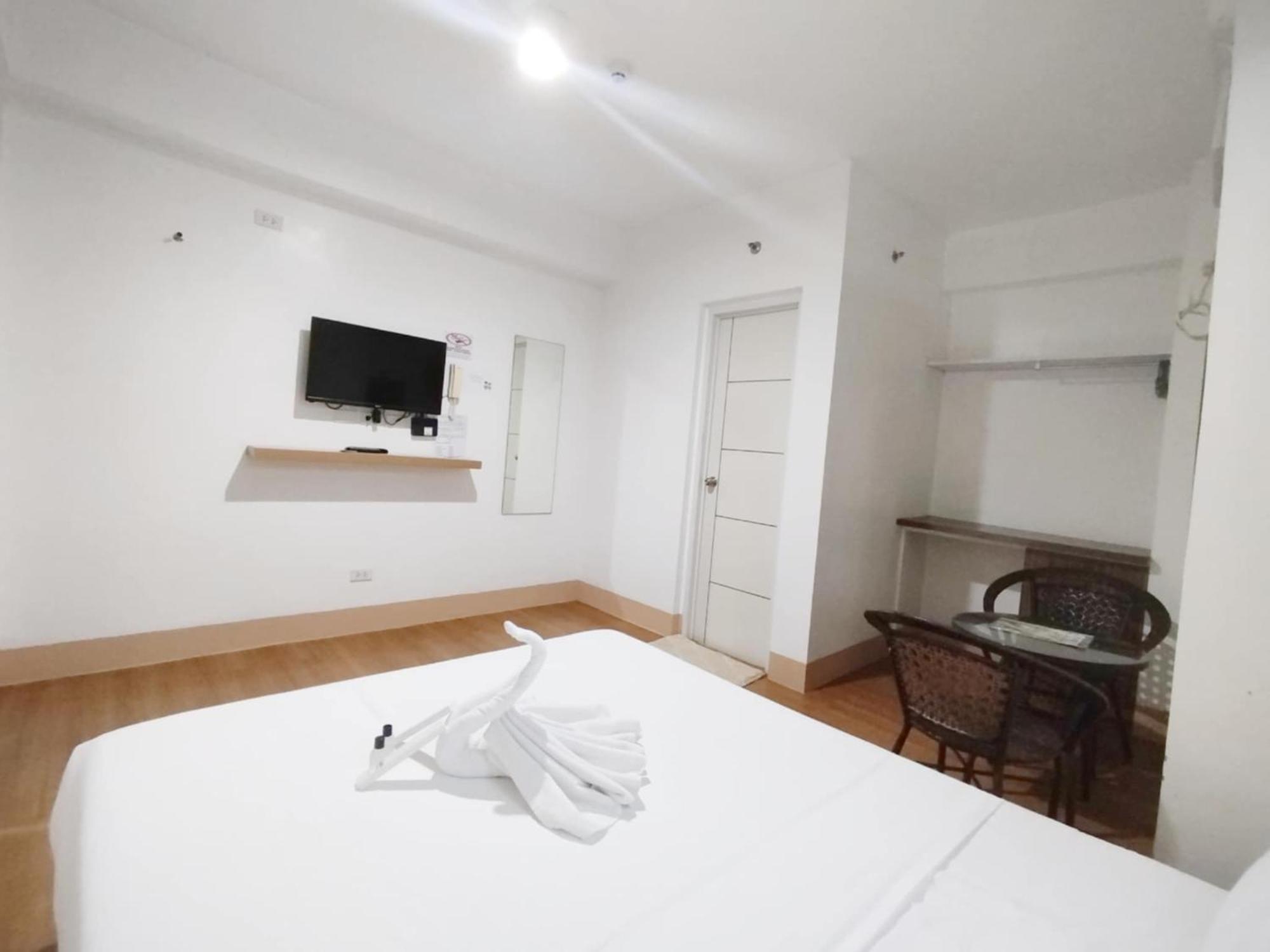 Sulit Budget Hotel Vmapa Manila Exterior photo